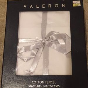 2 white pillowcases by Valeron